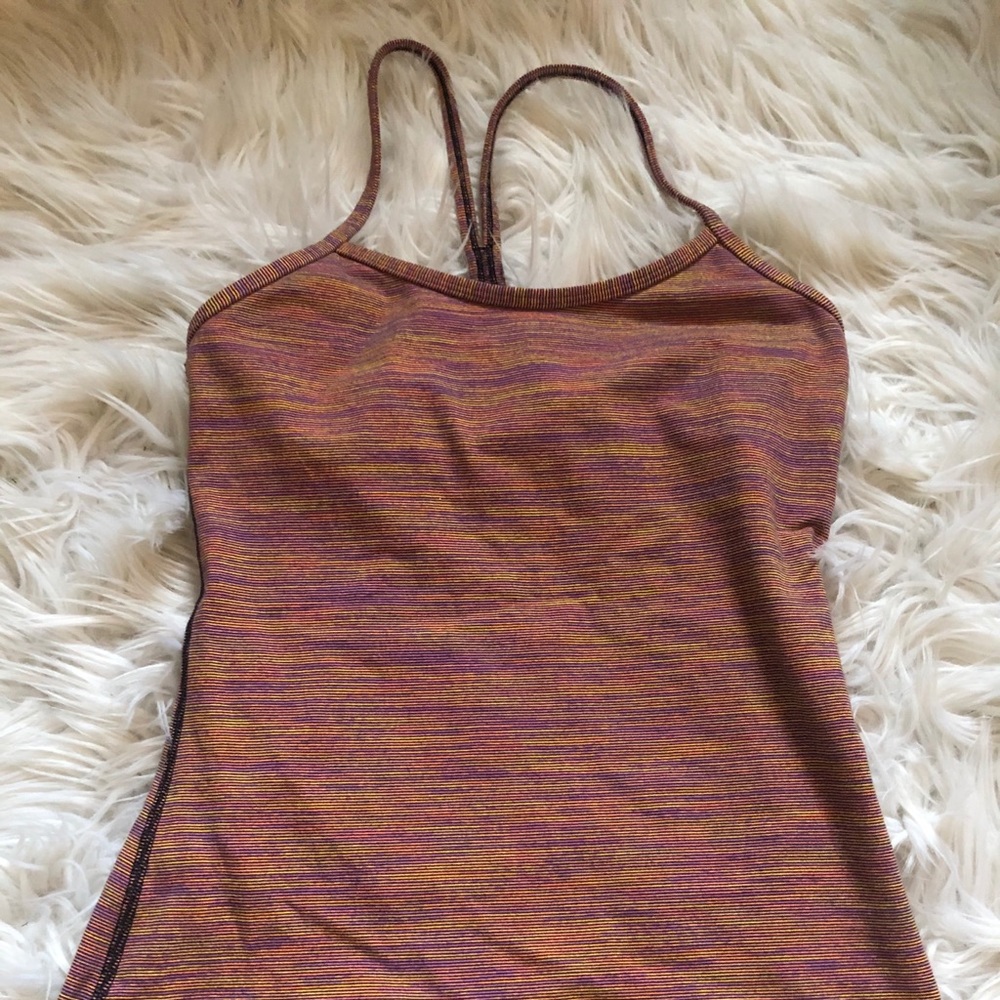 Lululemon top
